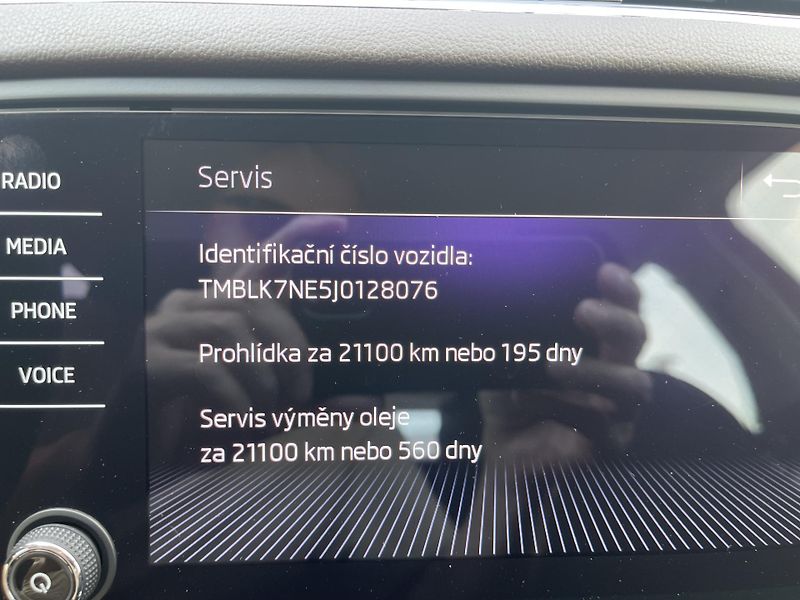 Škoda Octavia 2.0 TDi 135kW SCOUT DSG 4x4 ČR - fotka 42 z 55