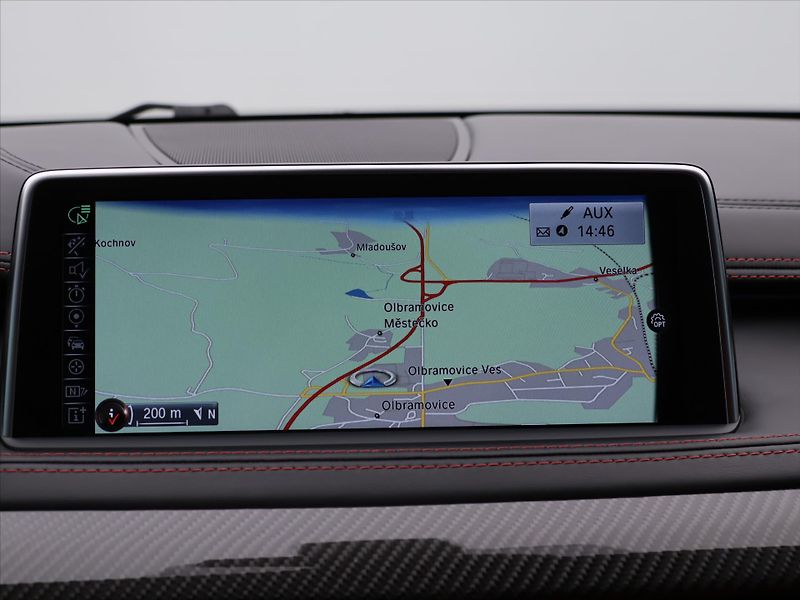 BMW X6 M 4,4 423kW xDrive Aut.klima C - fotka 26 z 38