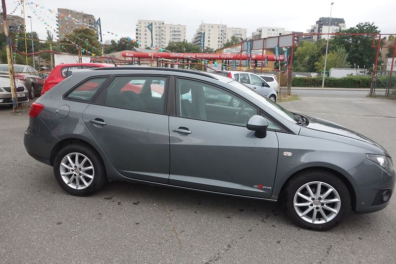 Seat Ibiza 1,4i63kW  Kombi COPA ! - fotka 14 z 30
