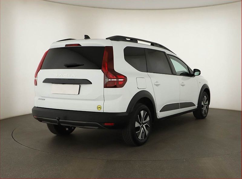 Dacia Jogger (2025) 1.0 TCe LPG, LPG, ČR,1.maj - fotka 5 z 15