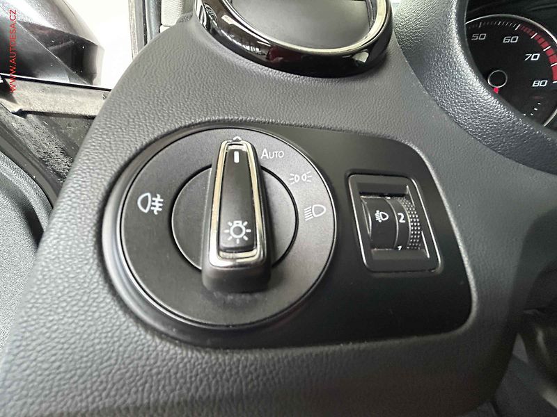 Seat Ibiza (2015) 1.2 TSi, Style - fotka 13 z 17