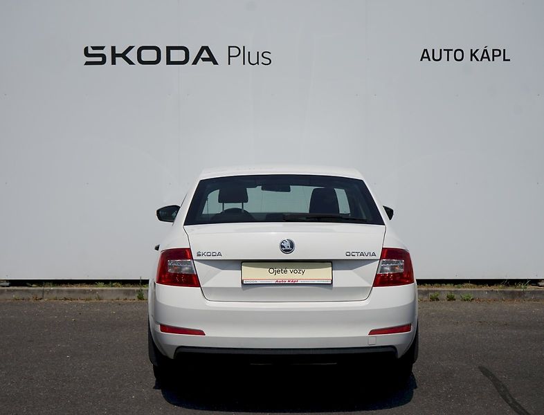 Škoda Octavia (2013) TSI 77 kW Active - fotka 4 z 21