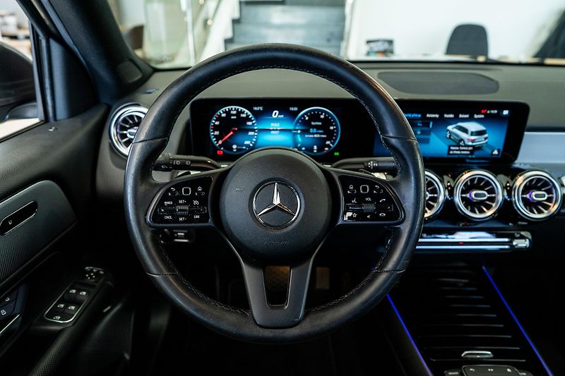 Mercedes-Benz GLB (2021) 200 d 4M/PREMIUM/360/MULTIBEAM - fotka 14 z 19