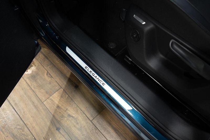 Volkswagen Tiguan 1.5 eTSI Elegance 110 kW - fotka 30 z 34