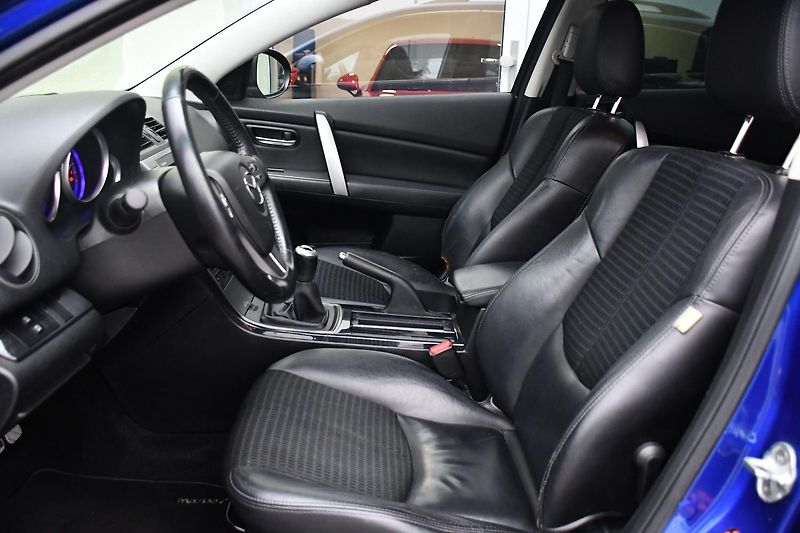 Mazda 6 2.0D 103kW AUT. A/C VYHŘ.SEDAČ - fotka 13 z 35