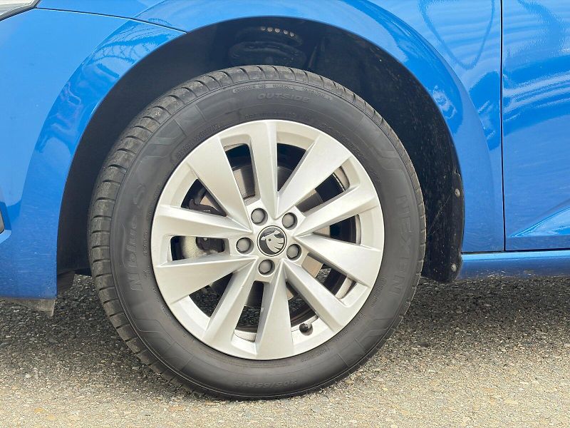 Škoda Scala (2025) 1.0 TSI / 85kW / SELECTION - fotka 32 z 32