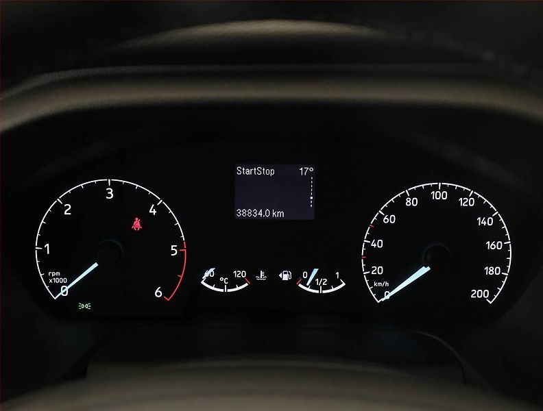 Ford Tourneo Custom (2021) Titanium 2.0 EcoBlue mHEV, ČR - fotka 9 z 19
