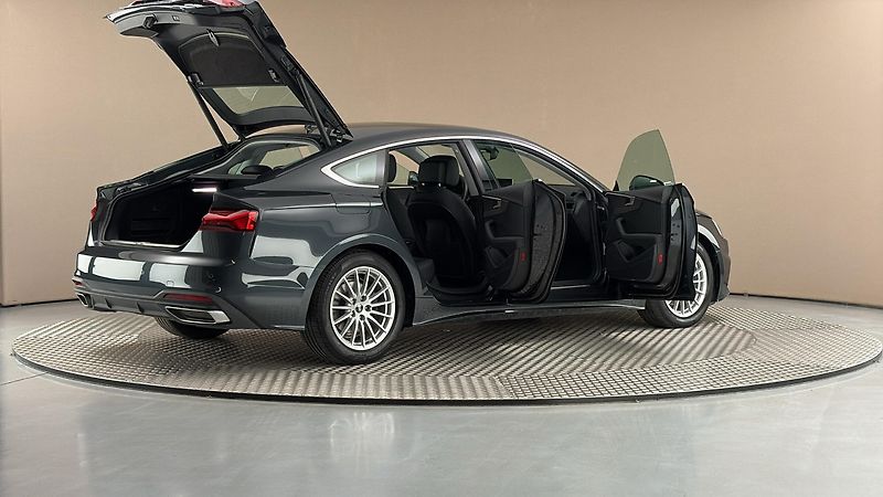 Audi A5 2.0 40TDI Quattro S Tronic Spo - fotka 6 z 31