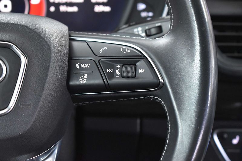 Audi SQ5 3.0 TDI *AIR*WEBASTO*TAŽNÉ*DPH - fotka 22 z 41