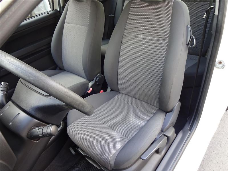Volkswagen Fox 1,4 TDI 51kW - fotka 17 z 31