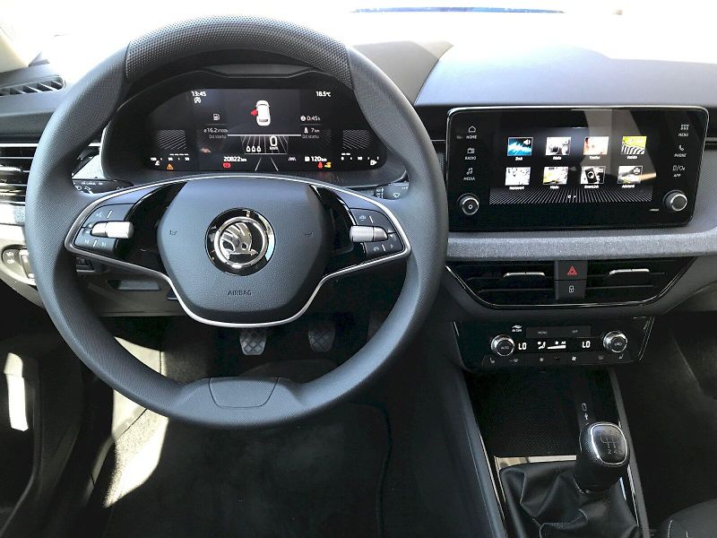Škoda Kamiq (2024) Selection 1,0 TSI - fotka 5 z 24