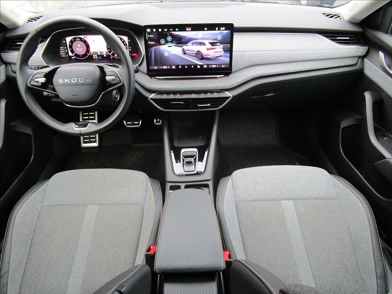 Škoda Octavia Combi 2.0TDi DSG Selection - fotka 11 z 59