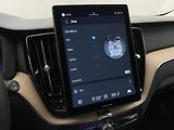 Volvo XC60 (2026) B5 AWD AUT DARK PLUS - náhled 57