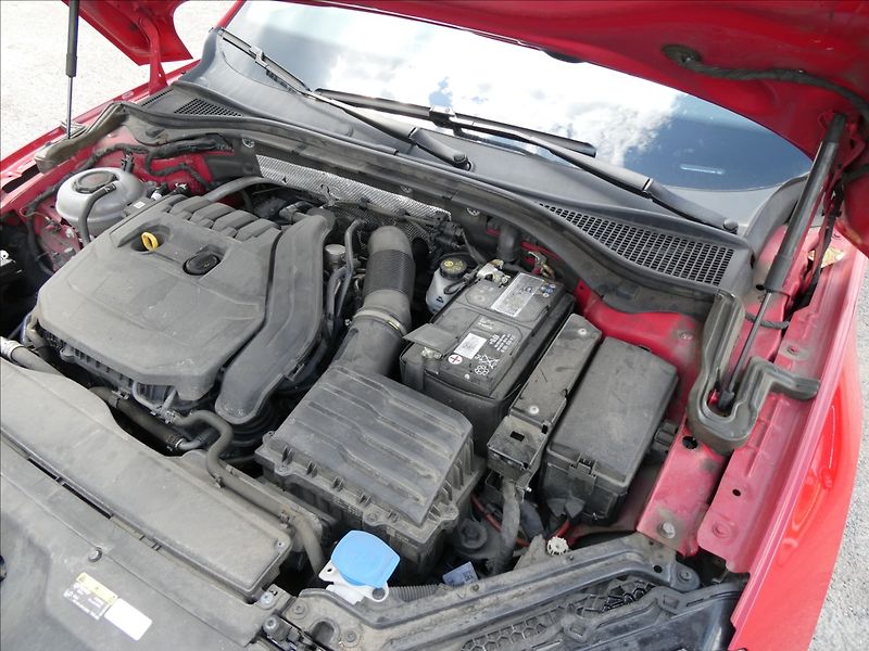 Škoda Superb 1,5 TSi 110kW STYLE+, NAVI,LED - fotka 37 z 37