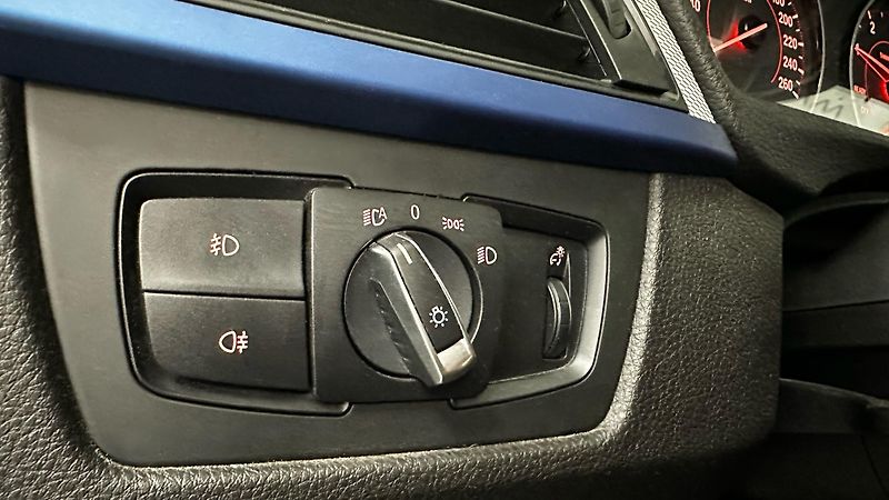 BMW Řada 3 M-PAKET/ 2 SADY GUM - fotka 43 z 44