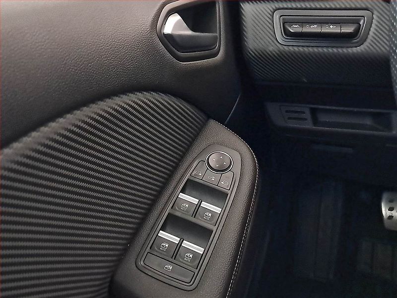 Renault Clio (2020) 1.0 TCe, ČR,1.maj, Serv.kniha - fotka 19 z 19