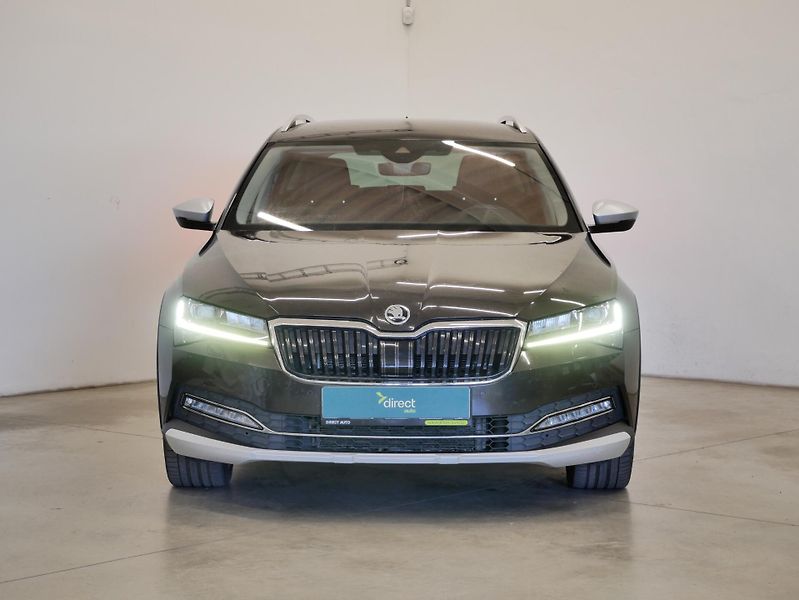 Škoda Superb - fotka 4 z 26