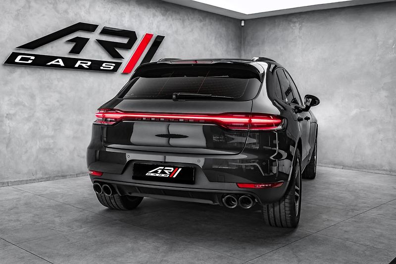 Porsche Macan S Sport Chrono Vzduch - fotka 6 z 23