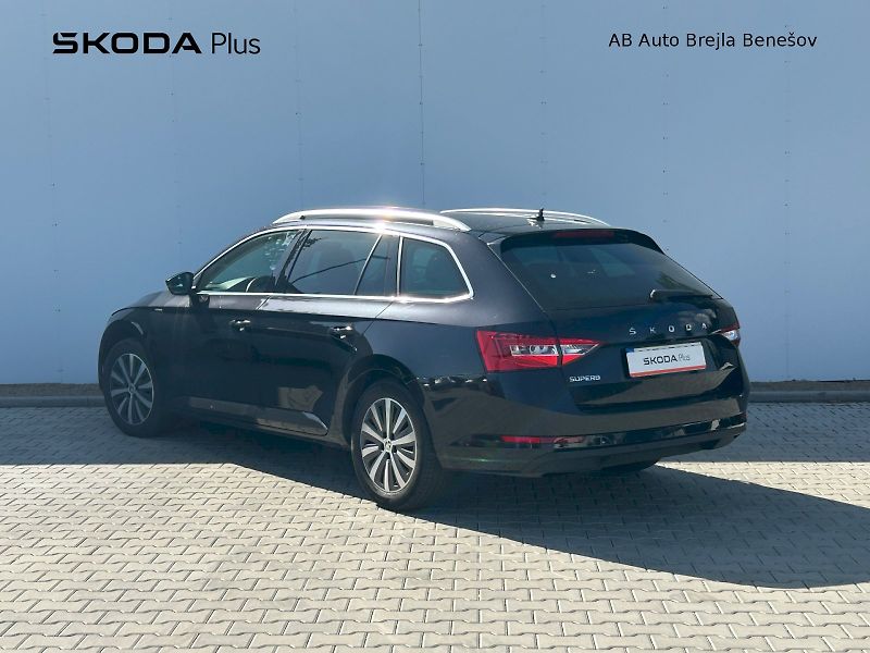Škoda Superb (2023) COM GRT STY TD 110/2.0 6MP - fotka 8 z 30