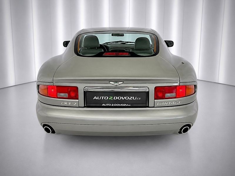 Aston Martin DB7 6.0 V12 306 KW AT VANTAGE, BEC - fotka 5 z 16