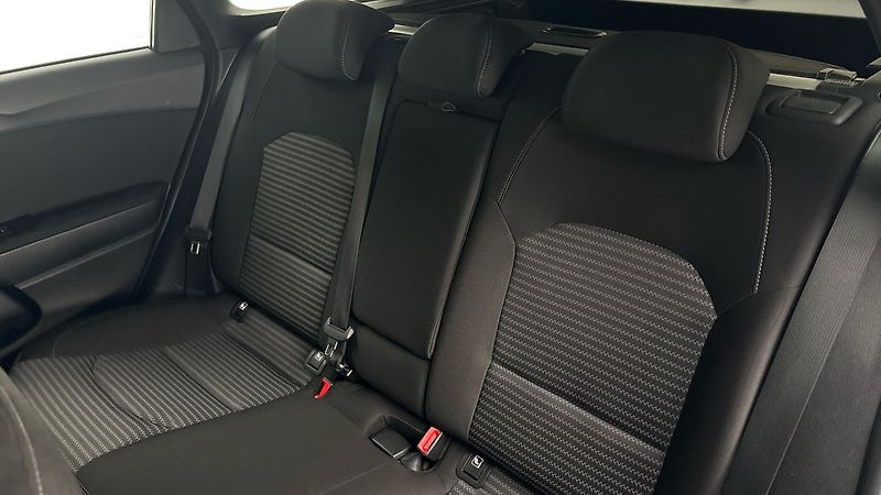 Kia Ceed 1.5 T-GDI Top - fotka 16 z 26