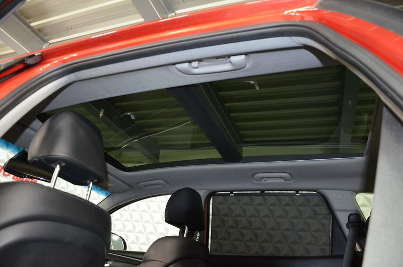 Hyundai Santa Fe (2019) 2.2CRDi 147kw Luxury 4x4 - fotka 26 z 30