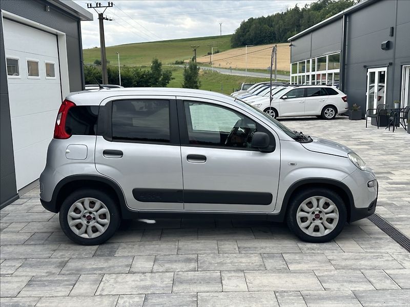 Fiat Panda 1,3 JTD 75PS  Pop 4x4 - fotka 6 z 49