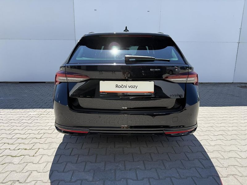 Škoda Octavia DSG 1,5TSi 110kW SportLine - fotka 5 z 26