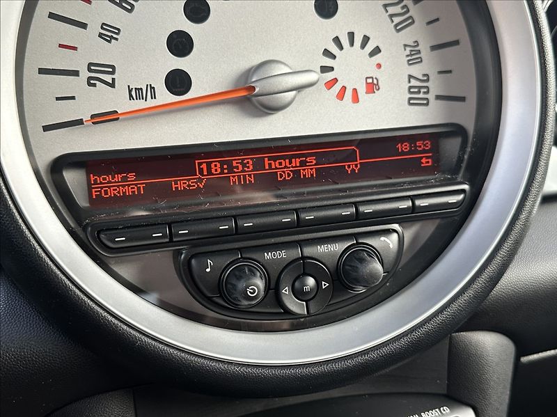Mini Clubman 1,6 122PS  Chili JCW Recaro - fotka 34 z 50