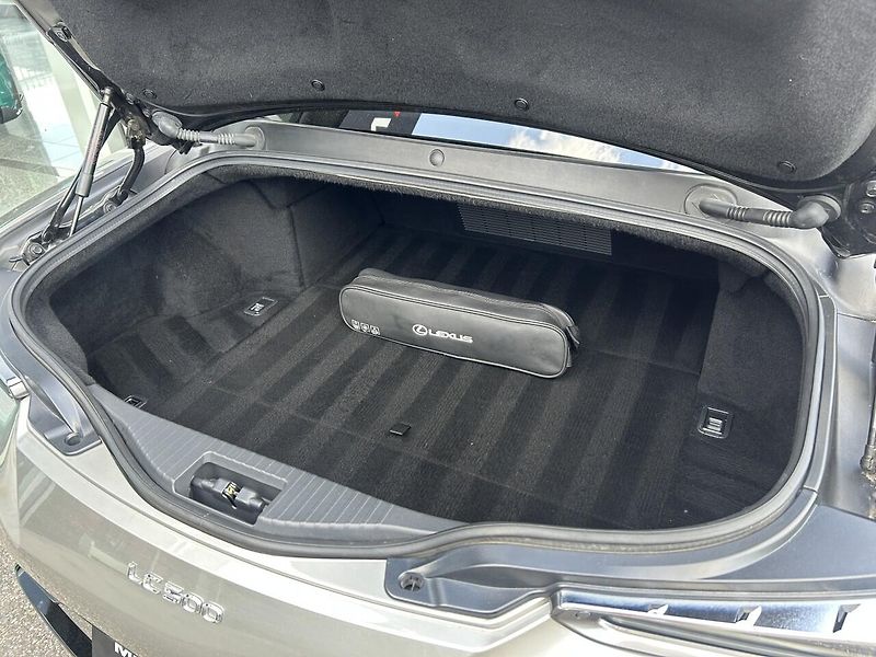 Lexus LC 500 Sport+ 5.0 V8 - fotka 34 z 34