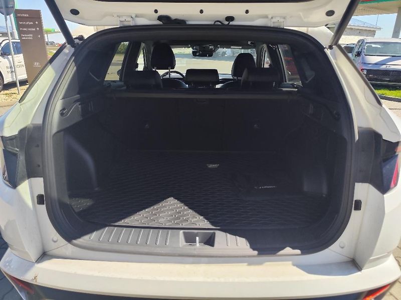 Hyundai Tucson (2023) 1,6TGDI PHEV 4WD N-LINE PREM.  - fotka 3 z 7