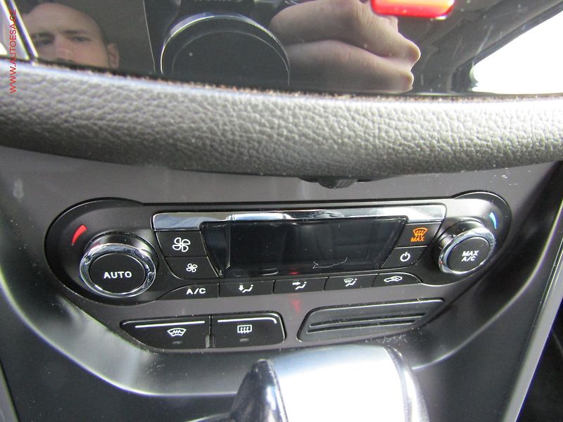 Ford Kuga (2013) 2.0 TDCi 4x4, AT, bixen, AC - fotka 16 z 17