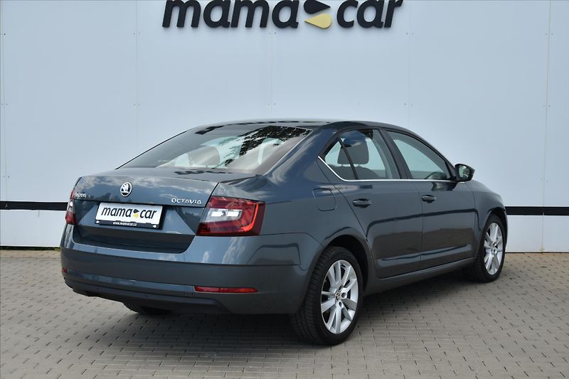 Škoda Octavia 1.6 TDI 85kW DSG STYLE ČR - fotka 7 z 24