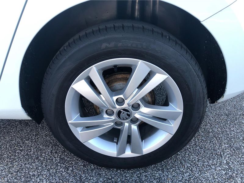 Škoda Fabia III /FL StylePlus 1.0 TSI /70k - fotka 14 z 29