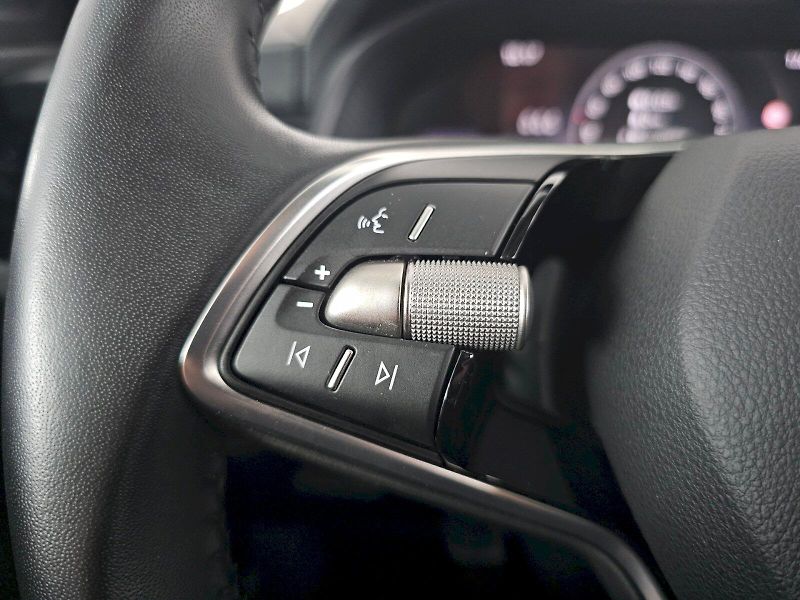 Škoda Scala (2025) 1.0TSI 85kW SELECTION TAŽNÉ - fotka 10 z 28