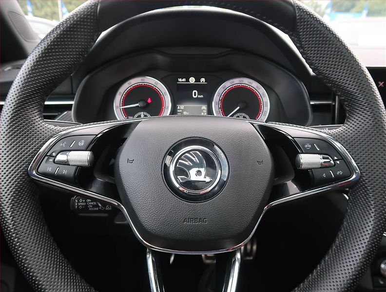 Škoda Kamiq (2023) Monte Carlo 1.5 TSI - fotka 15 z 23