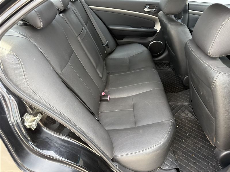 Chevrolet Epica 2,4 - fotka 22 z 23