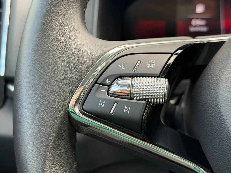 Škoda Karoq Ambition 1,5 TSI 110 kW 6° MP - fotka 25 z 41