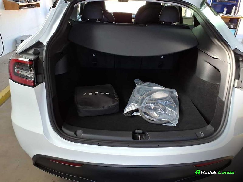 Tesla Model Y (2023) RWD | LFP - fotka 7 z 7