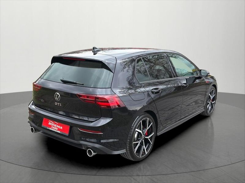 Volkswagen Golf 2,0 TSi GTI ČR DPH ZÁRUKA - fotka 7 z 14