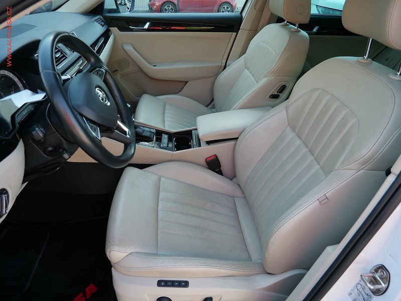 Škoda Superb (2015) 2.0 TSi 4x4, 2.maj,ČR, L&K - fotka 8 z 35