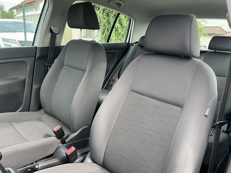 Volkswagen Golf Plus 1.9TDi 66kw ČR - fotka 17 z 33