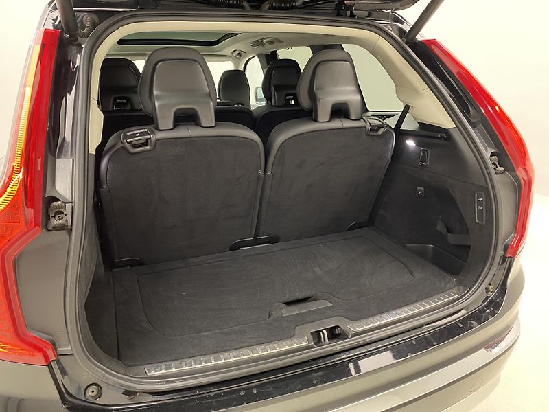 Volvo XC90 B5 AWD INSCRIPTION AUT CZ 7m - fotka 36 z 55