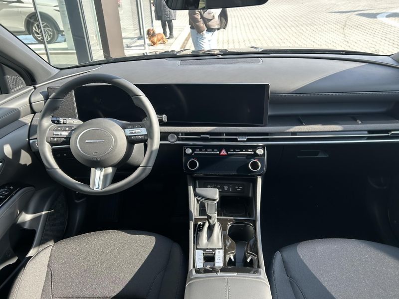 Hyundai Tucson 4×2 110 kW DCT GO CZECH PLUS! - fotka 11 z 31