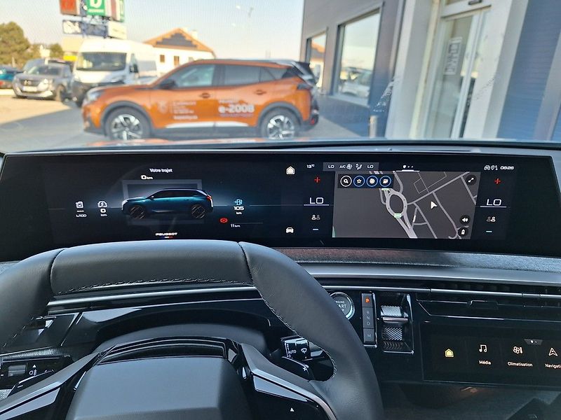 Peugeot 5008 (2026) ALLURE Hybrid 145 e-DCS6 - fotka 17 z 19