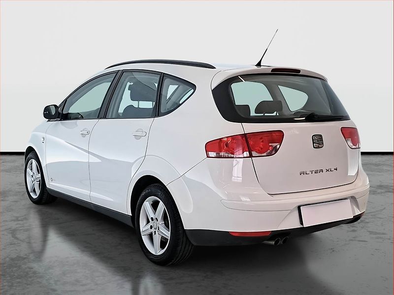 Seat Altea (2013) 2.0 TDI, 4X4, Serv.kniha - fotka 4 z 19
