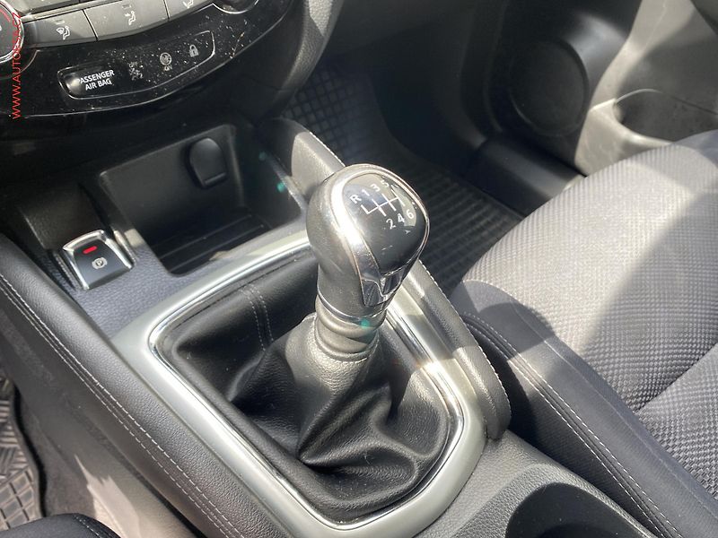 Nissan Qashqai (2017) 1.5dCi, AAC, tempo - fotka 14 z 14