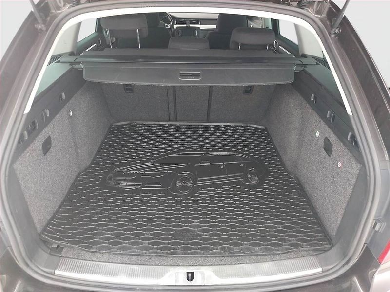 Škoda Superb (2015) Comfort 2.0 TDI, Navi, Xenony - fotka 14 z 21