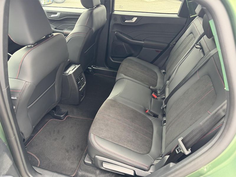 Ford Kuga (2026) ST-Line X, 5dveřová, 2.5 Durat - fotka 13 z 21