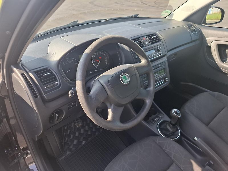 Škoda Roomster (2012) 1.2TSi 63kW,nové rozvody - fotka 9 z 19